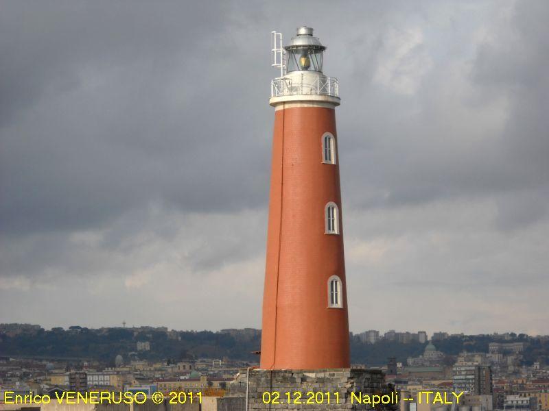 2 - Faro di Napoli - Napoli lighthouse - Napoli - ITALY.jpg